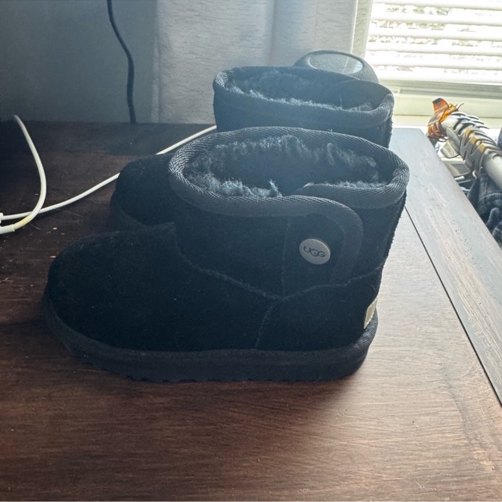 UGG Black Suede Boots KIDS